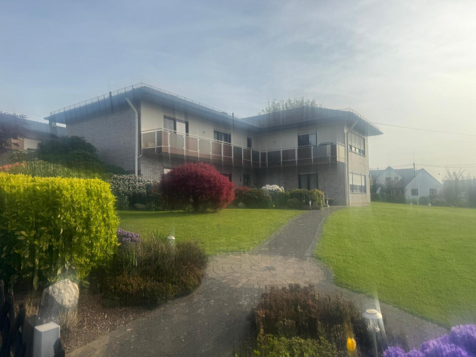 Ferienwohnungjahrsfeld Strassenhaus Exterior foto